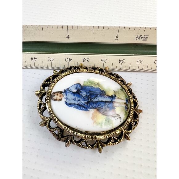 Vintage Blue Boy Brooch Porcelain Cameo Styled Regency Gold Tone Framed - Picture 3 of 4